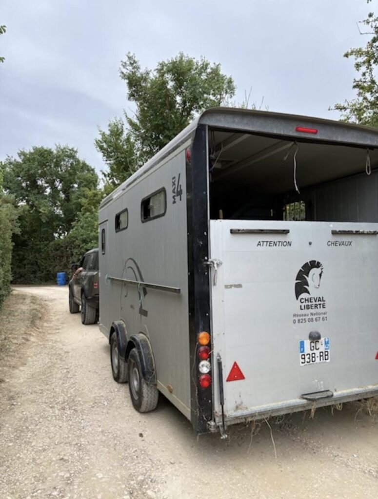 Chjara Maria et Jules blandin en route pour la suisse